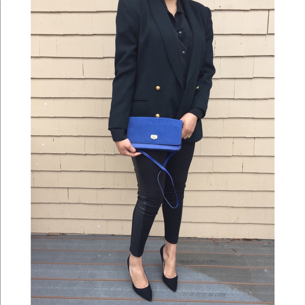 Crossbody blue bag